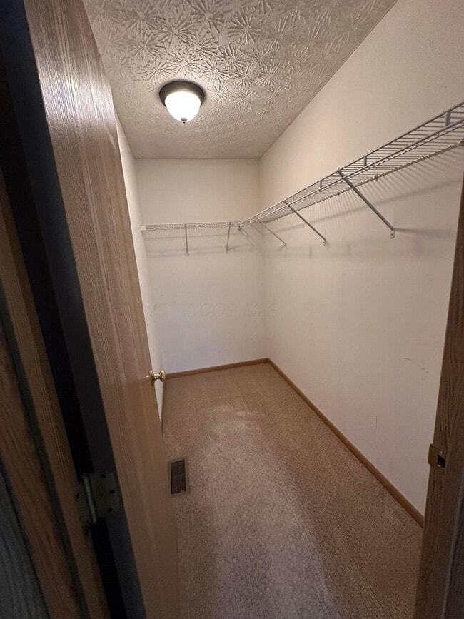 Building Photo - 135 Saratoga St