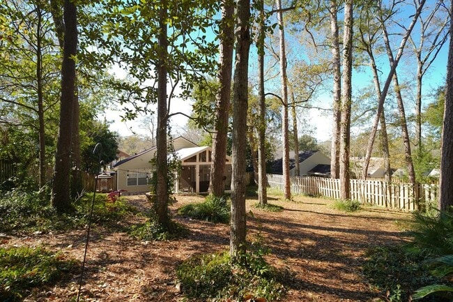 Building Photo - 731 Ty Ty Rd