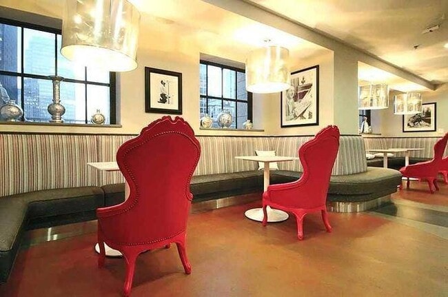 Building Photo - 178 W Randolph St