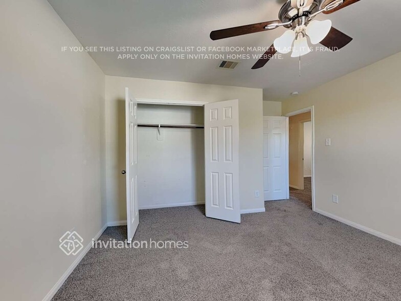 Building Photo - 5915 Deep S Dr