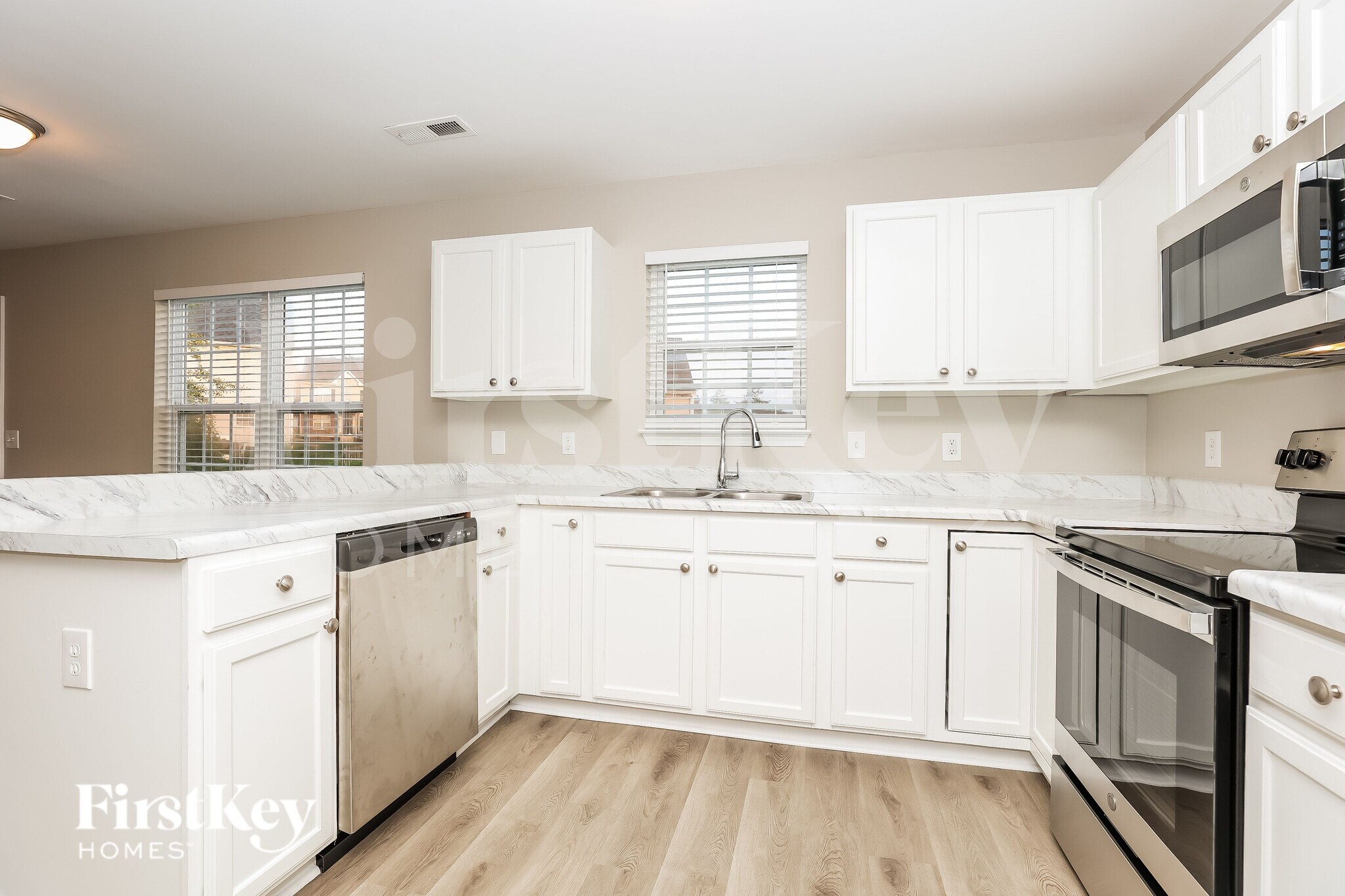 Building Photo - 4117 Pineorchard Pl