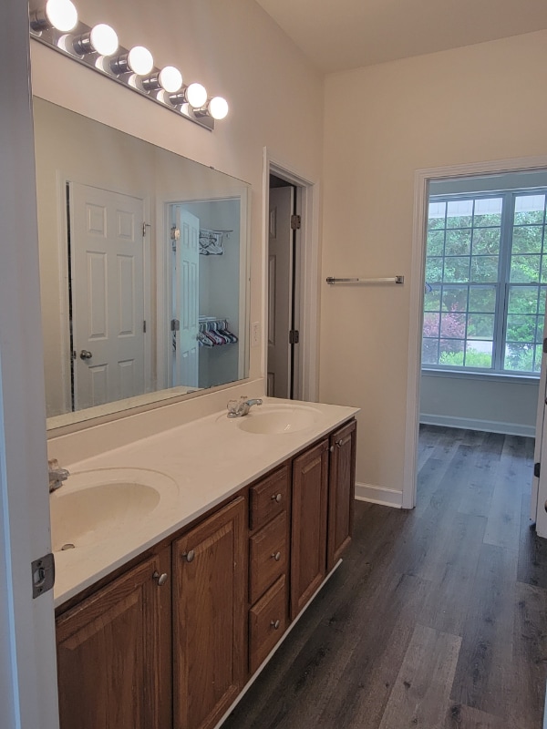 Building Photo - 917 Arrow Wood Ct