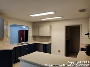 Building Photo - 9870 Sunset Pl