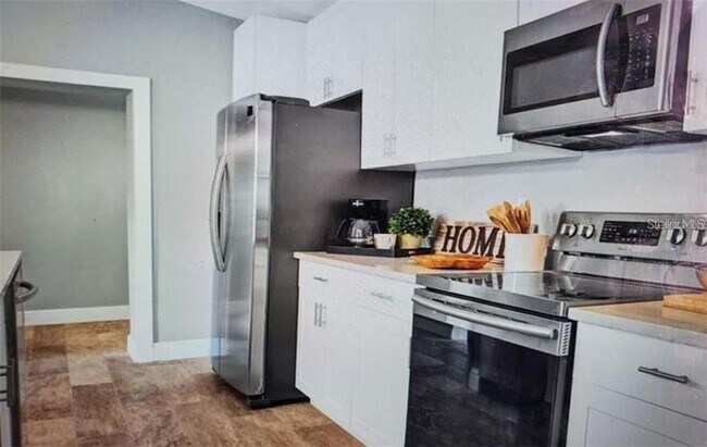 Building Photo - 1001 71st St NW