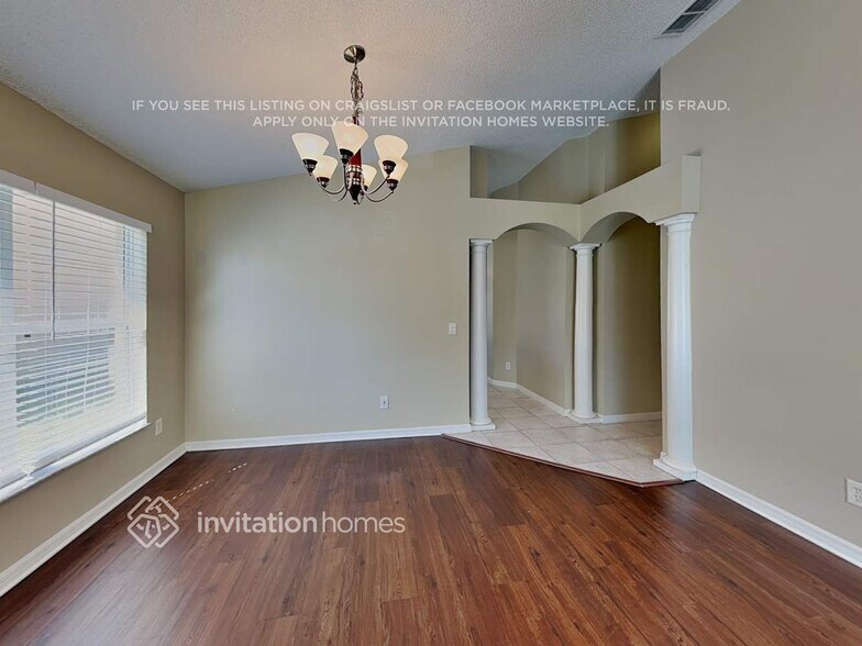 Building Photo - 731 Bridgeway Blvd