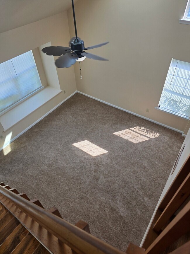 Building Photo - 40 Eagles Landing