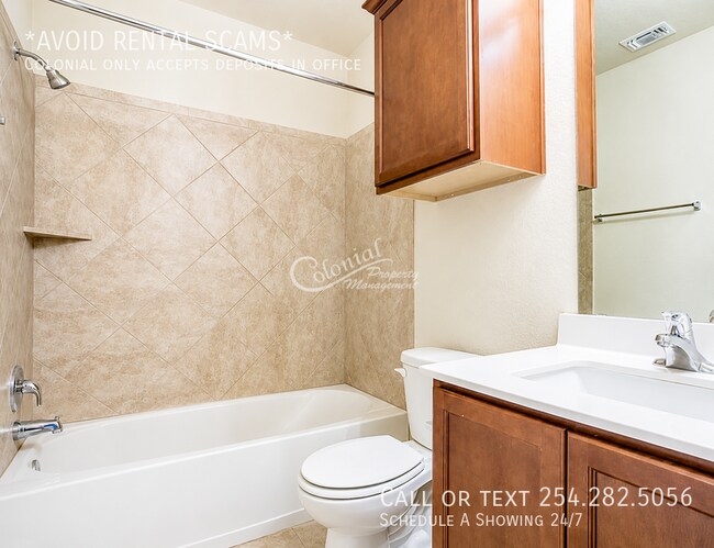 Building Photo - 5819 Ambrose Cir