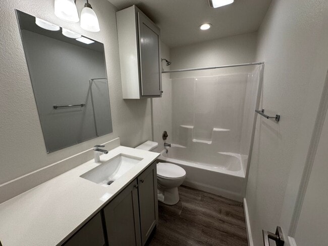 Building Photo - Three Bed, Three Bath now Available!