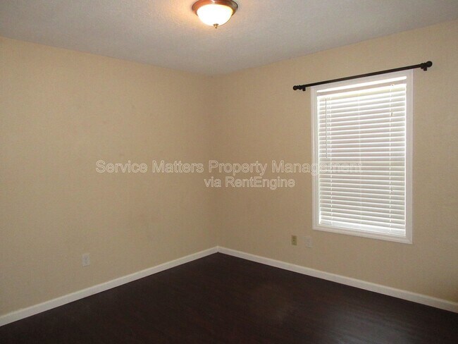 Building Photo - 4287 Diamond St