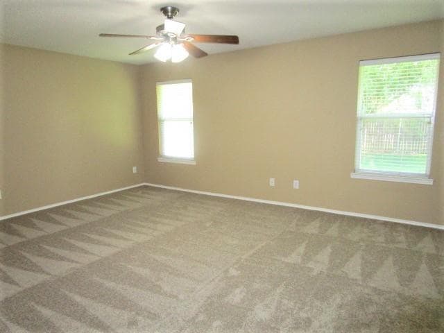 Building Photo - 9836 Carter Dr