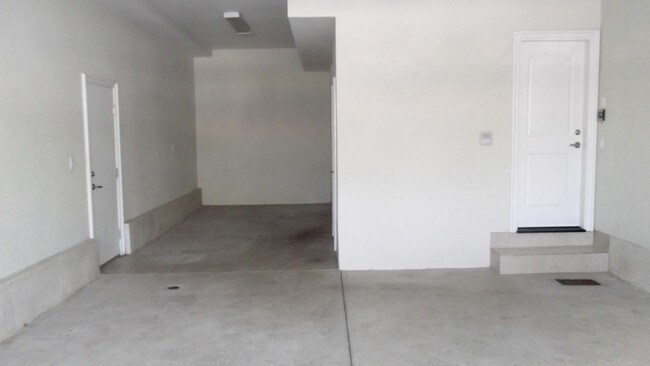 Building Photo - 1842 10th St