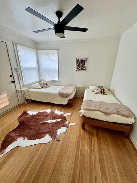 Building Photo - 715 Loma St