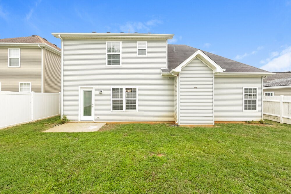 Building Photo - 5066 Cornelius Dr
