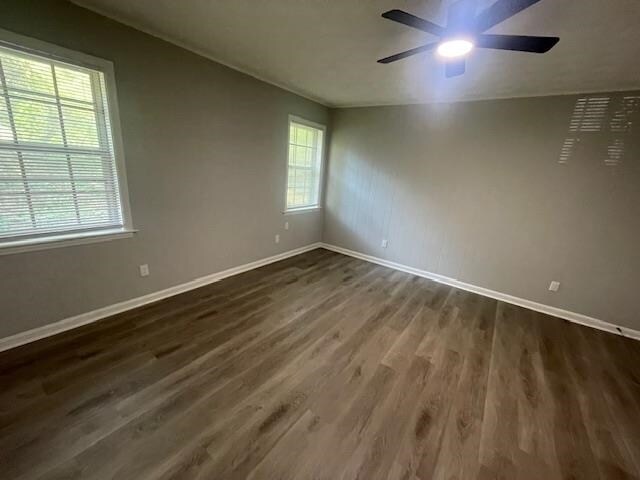 Building Photo - 2374 Kingsley Ave
