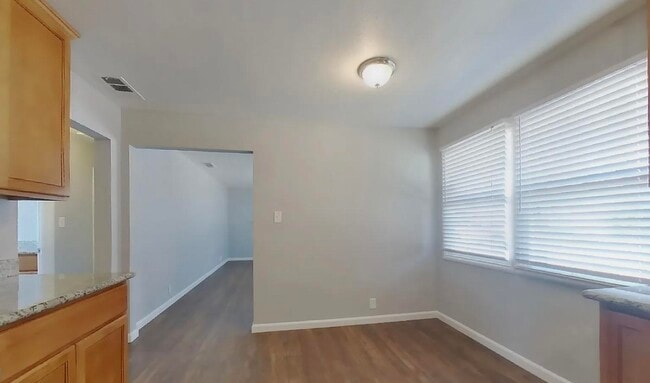 Building Photo - Available Home In Viola St