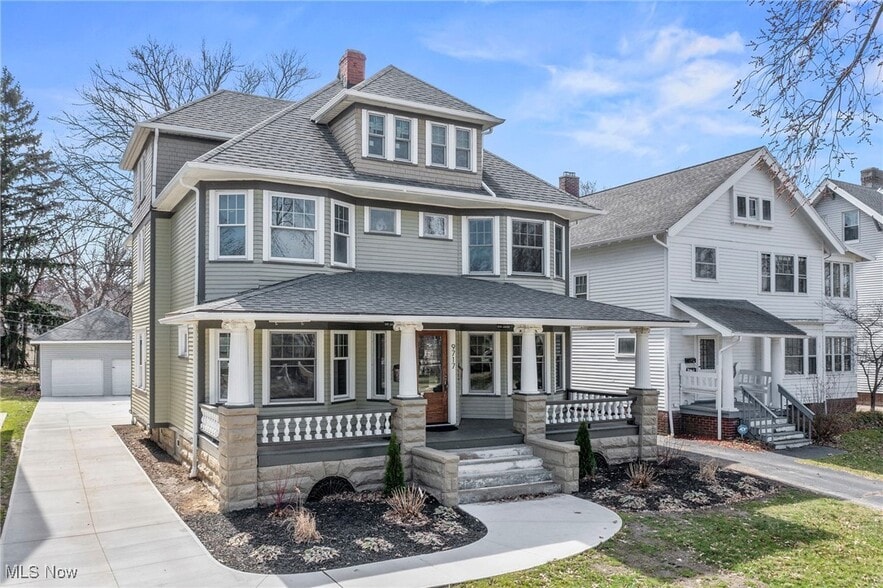 Primary Photo - 9715 Clifton Blvd