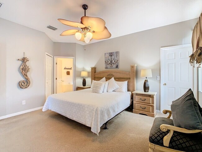 Building Photo - 846 Orista Dr