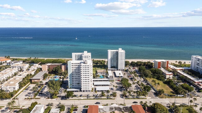 Building Photo - 1630 N Ocean Blvd
