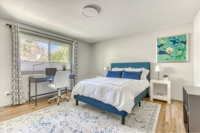 Building Photo - 9037 SW Monterey Pl