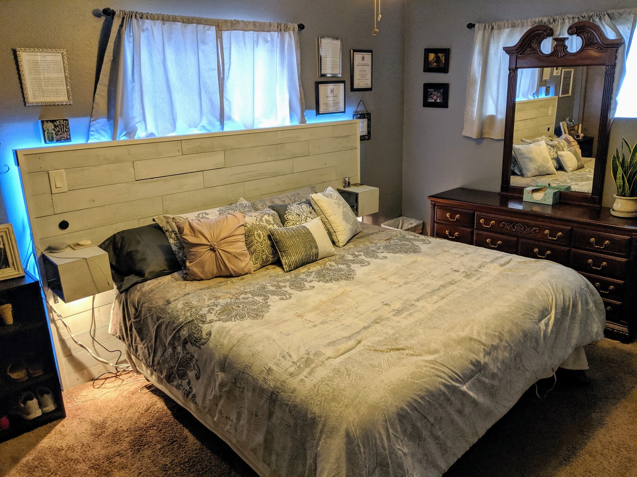 Master Bedroom with attached private bath - 2800 E Burkhart Dr