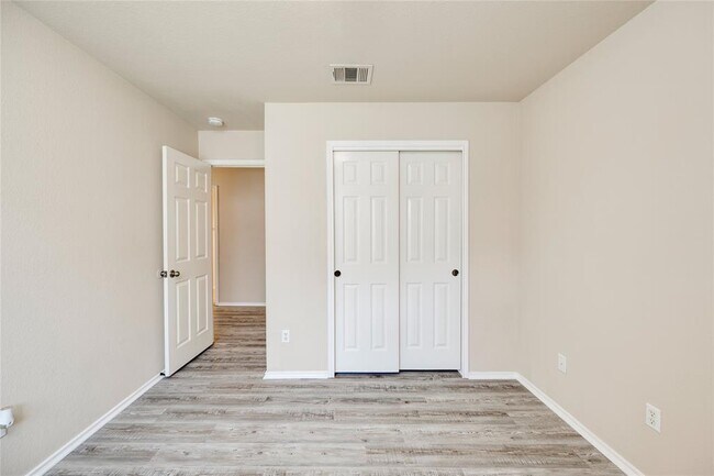 Building Photo - 2509 Pearson Way