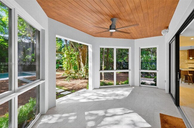 Building Photo - 2330 Overbrook St