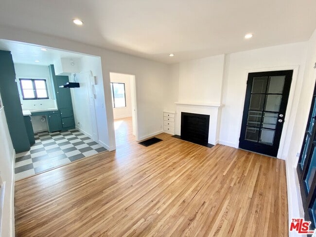 Building Photo - 7956 Norton Ave