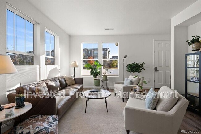 Building Photo - 3061 Low Meadow Blvd