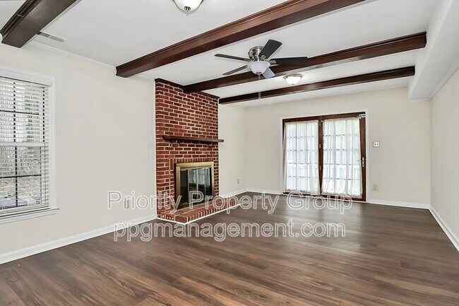 Building Photo - 11323 Harrowfield Rd