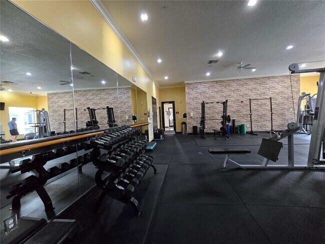 Building Photo - 1910 E Palm Ave