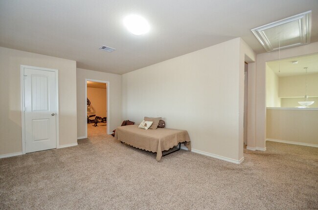 Building Photo - 9426 Barton Crossing Ln