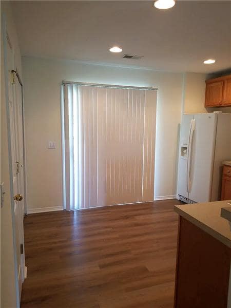 Building Photo - 125 Fairgreen St