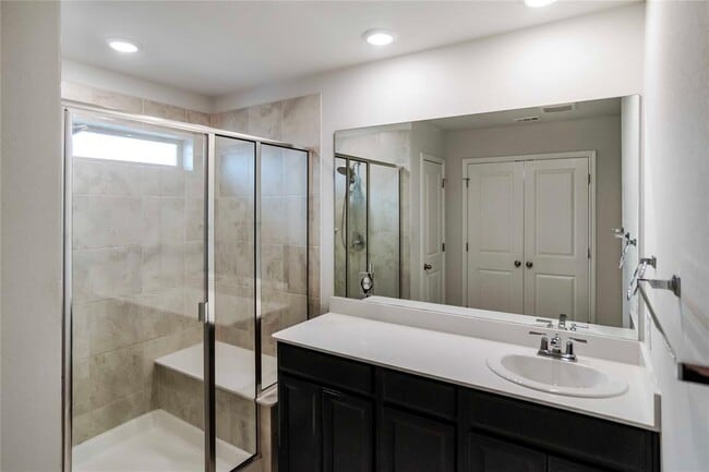 Building Photo - 5713 Pleasanton Pkwy