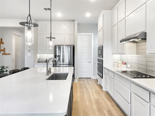 Building Photo - 5910 Enclave Dr