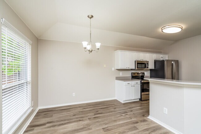 Building Photo - 1511 Pintail Ct