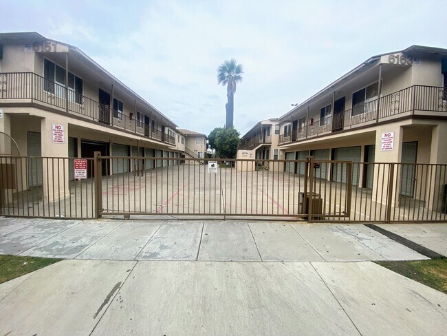 Building Photo - 6151