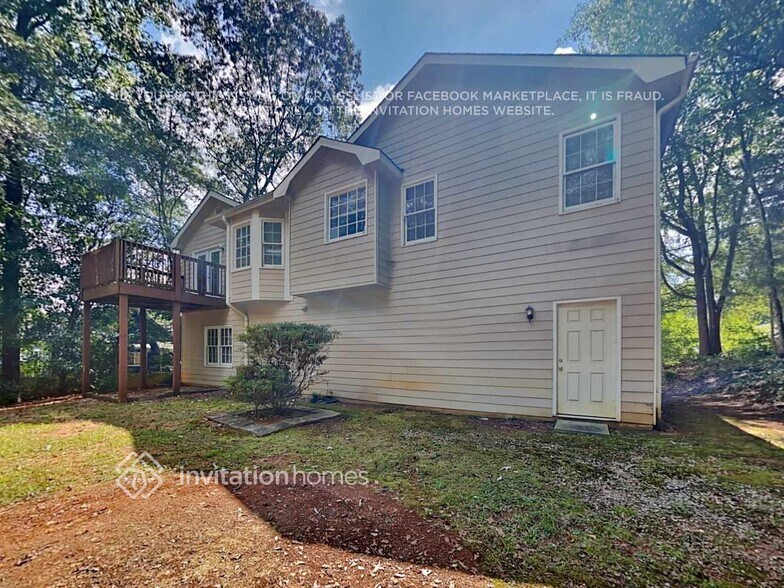 Building Photo - 1610 Windy Hill Pl SE