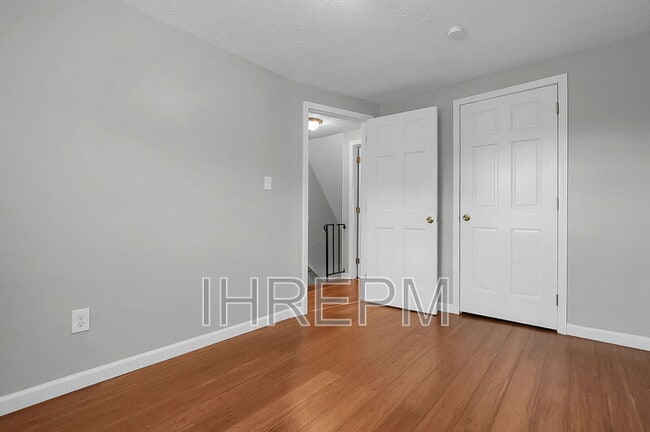 Building Photo - 3072 Morsetown Ct S