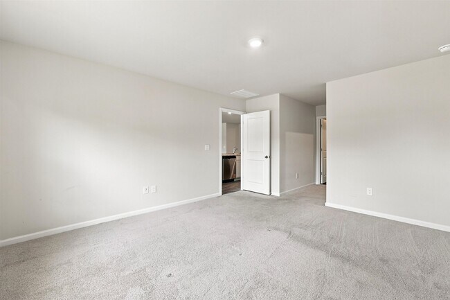 Building Photo - 208 Jeff Waters Cir