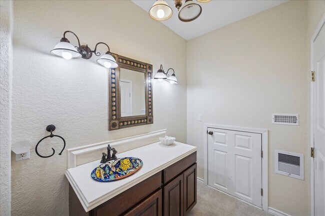 Building Photo - 22621 Bay Point Dr