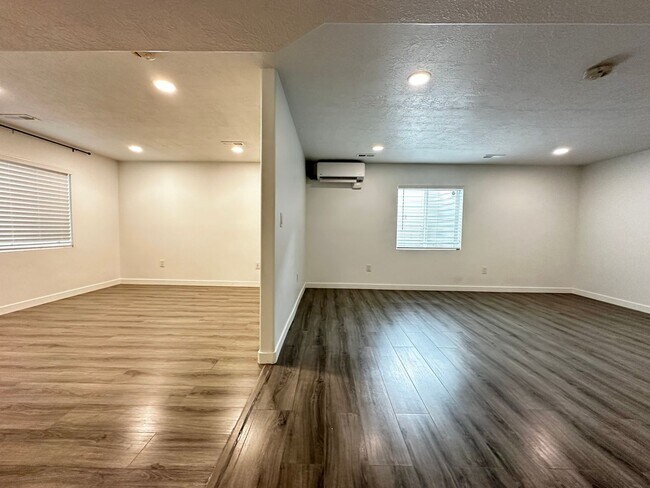 Building Photo - Great Lehi Home Now Available!