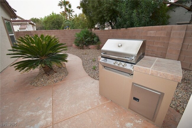 Building Photo - 11227 Andreola Ct