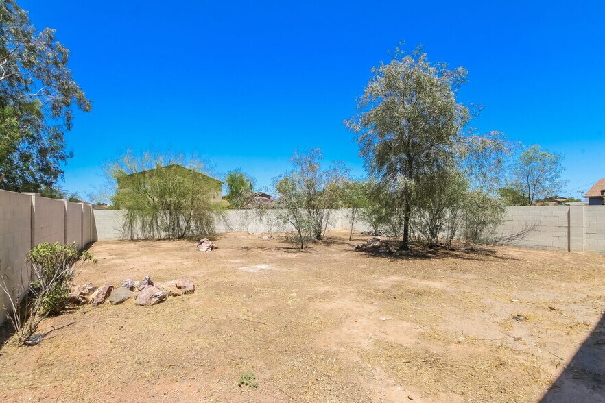 Building Photo - 1198 E Dust Devil Dr