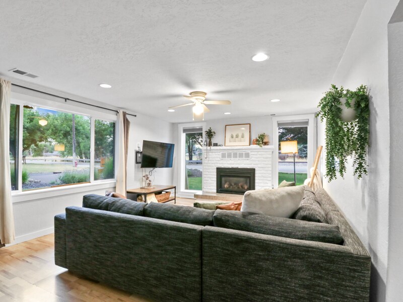 Building Photo - 4 Randall St