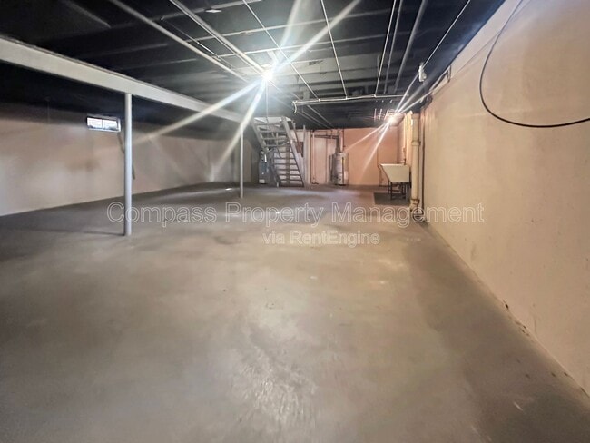 Building Photo - 9 Ridgewood St