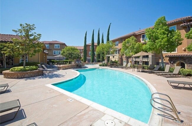 Building Photo - 85 Via Sovana