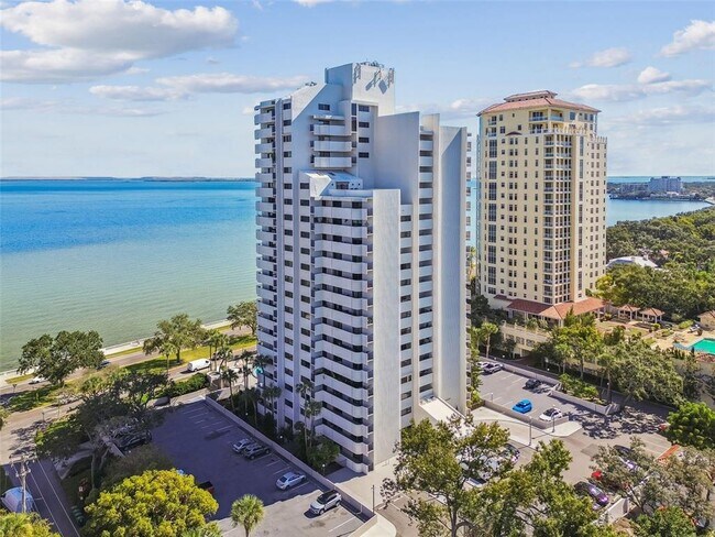 Building Photo - 4141 Bayshore Blvd