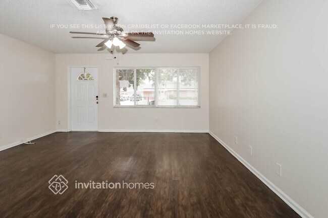 Building Photo - 3360 Gondolier Way