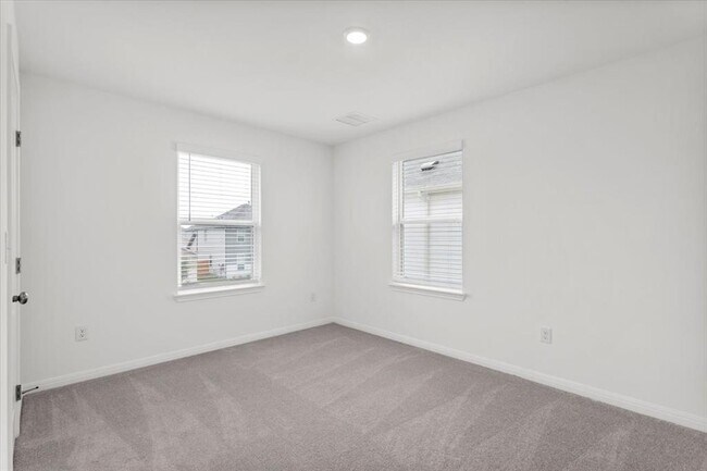 Building Photo - 13916 Ausarina Trce