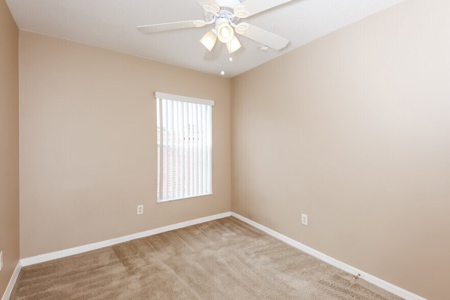 Building Photo - 10330 Avelar Ridge Dr